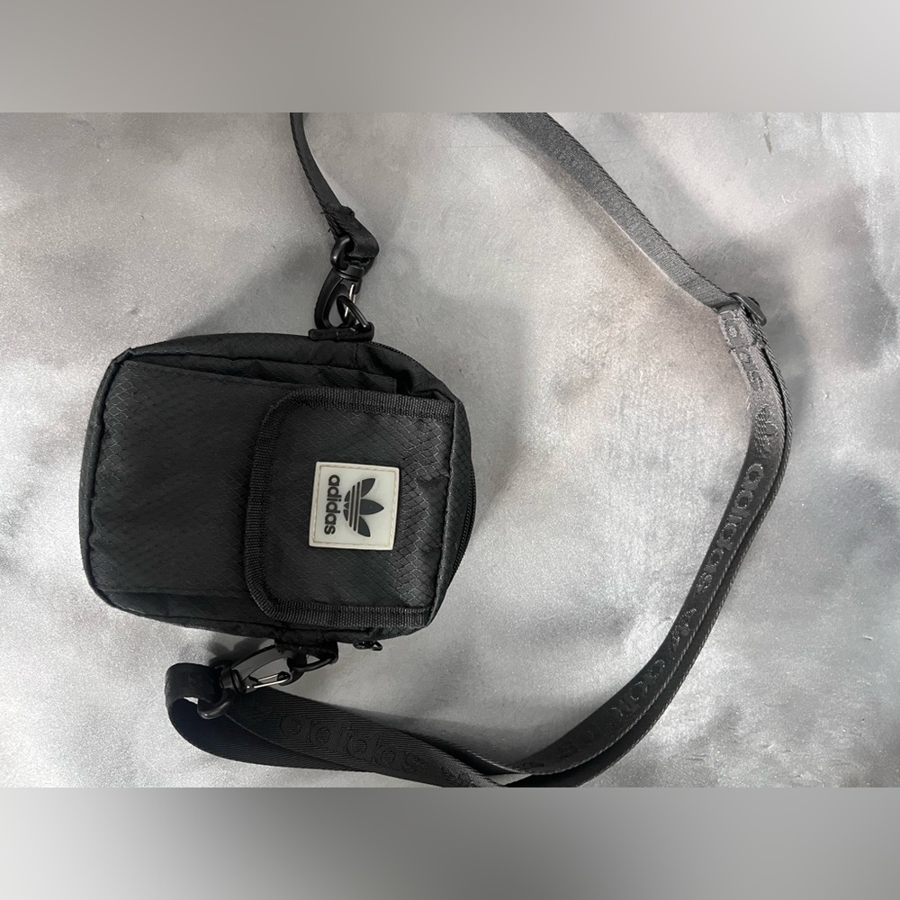 Adidas Crossbody fanny pack